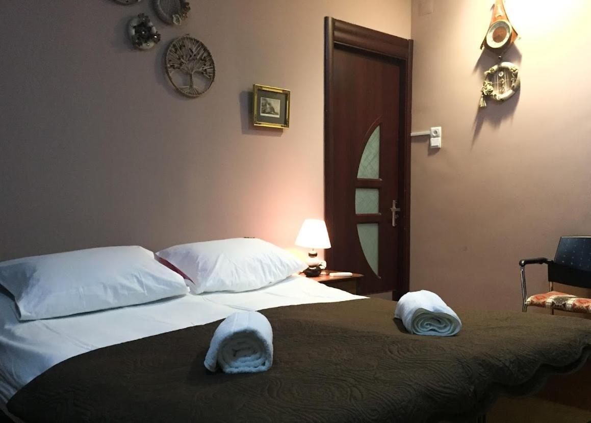 The Sindh House - Indus Aroma Restaurant Tbilisi Ξενοδοχείο Εξωτερικό φωτογραφία